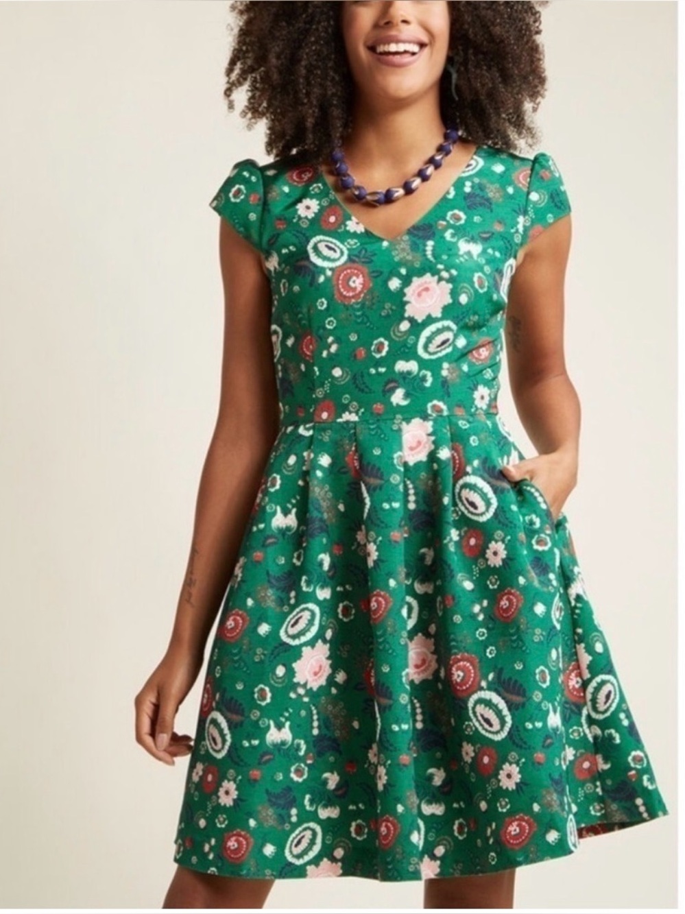 Mod Cloth Retro Inspired Dress A-Line Garden Green Floral Print Pockets Sz M NEW - Picture 1 of 13